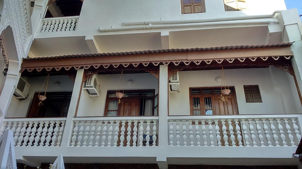 Tausi Palace Hotel Zanzibar Exterior photo